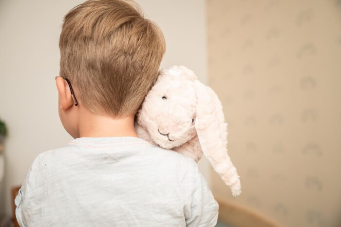 Mollis Hase Kuscheltier Baby (36cm groß) – Weiches Stofftier für Kinder & Babys / Kuschelhase – Bild 5